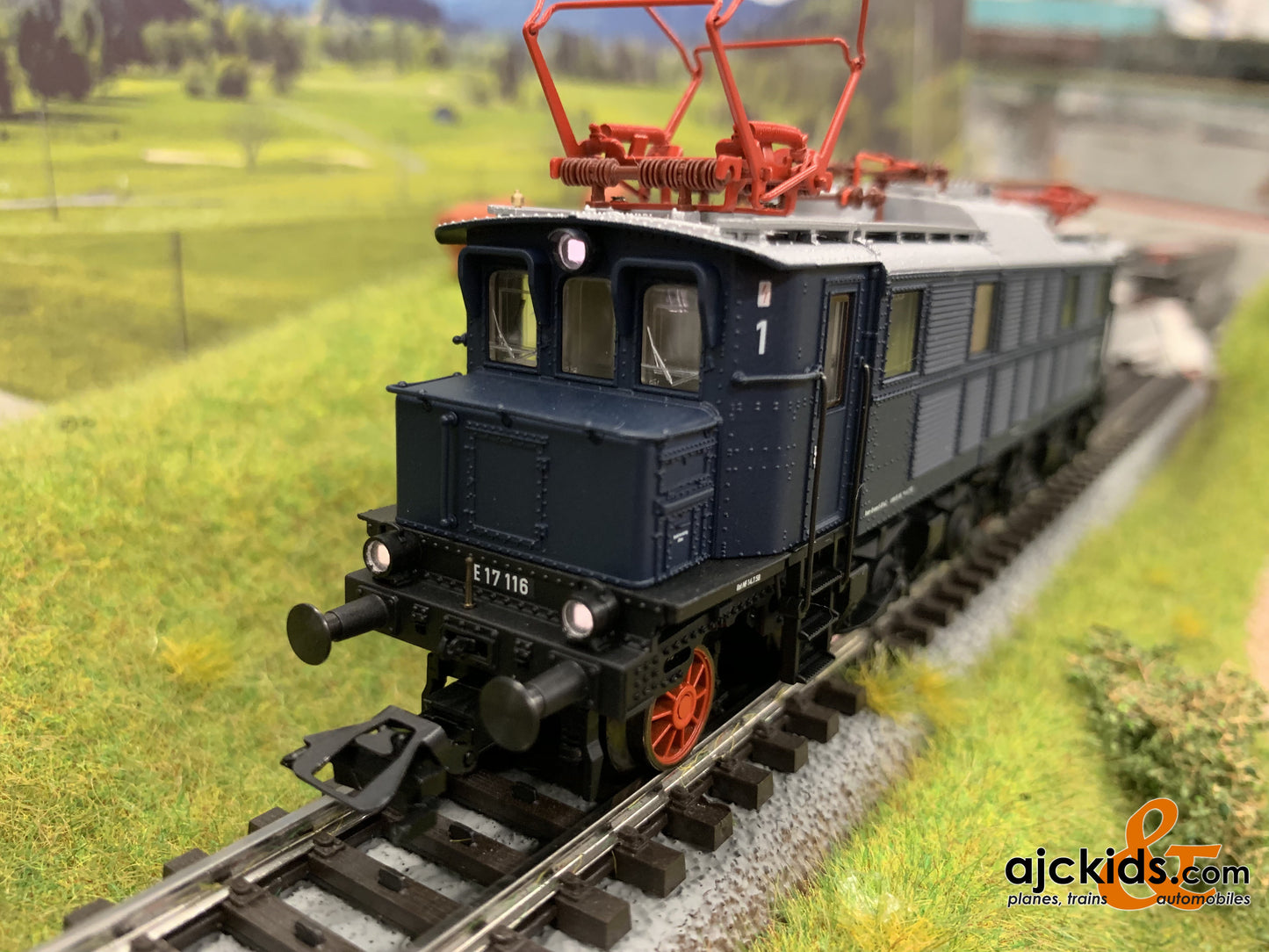 Marklin 37064 - Toy Fair Locomotive 2019