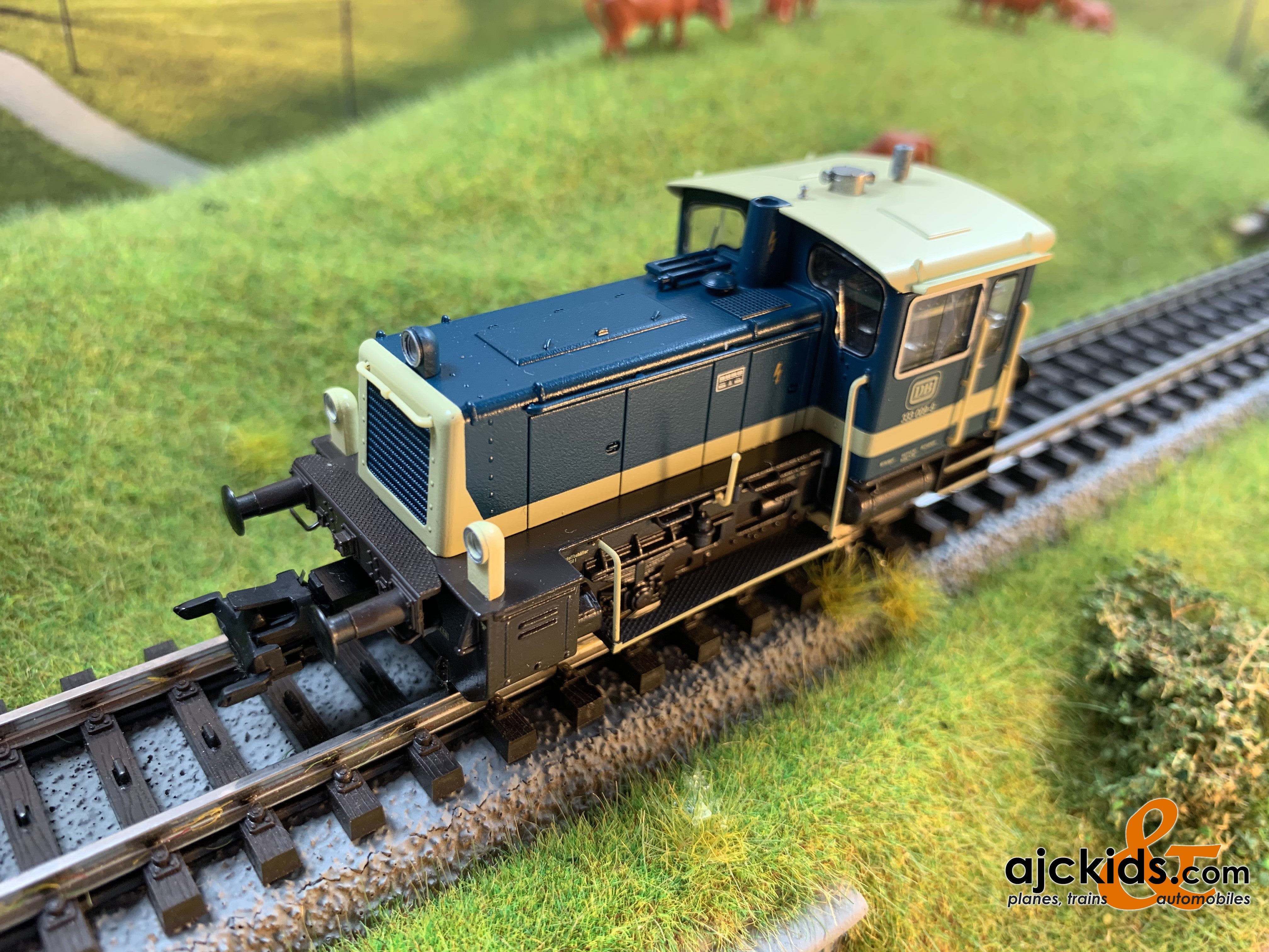 Marklin 36344 Class 333 Diesel Locomotive – Ajckids