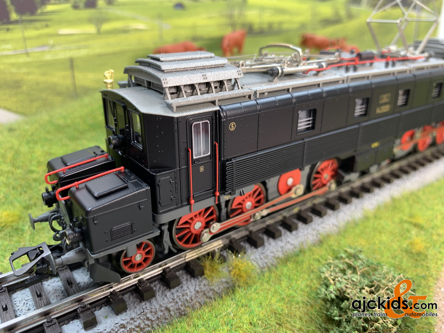 Marklin 39523 - Class Ce 6/8 I "Köfferli" Electric Locomotive - Toy Fair 2020