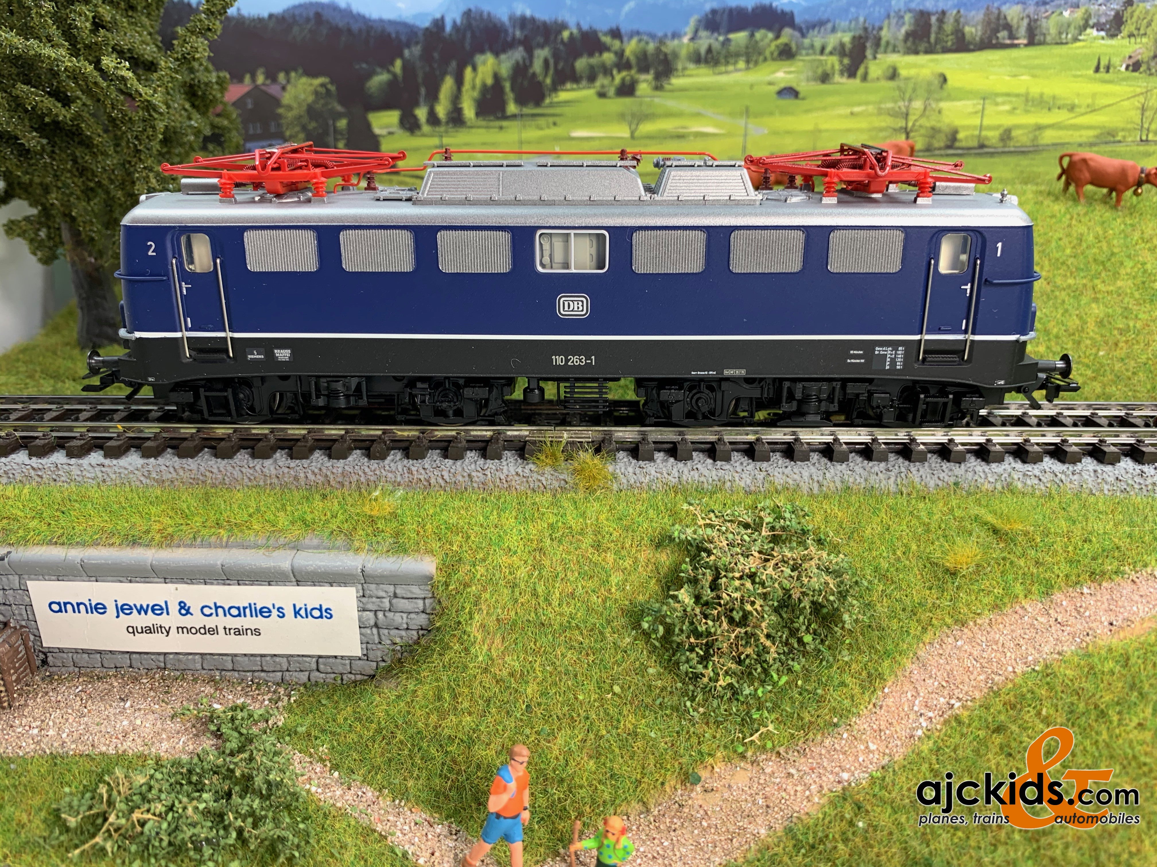 Marklin 37108 Class 110.1 Electric Locomotive – Ajckids