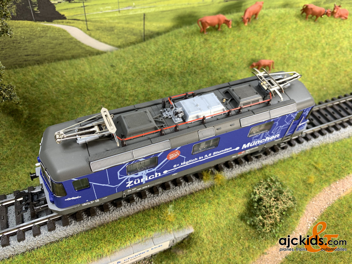 Trix 22666 - Class Re 421 Electric Locomotive