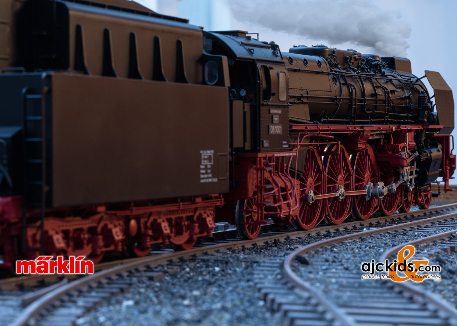 Marklin 55081 - Class 08 Steam Locomotive