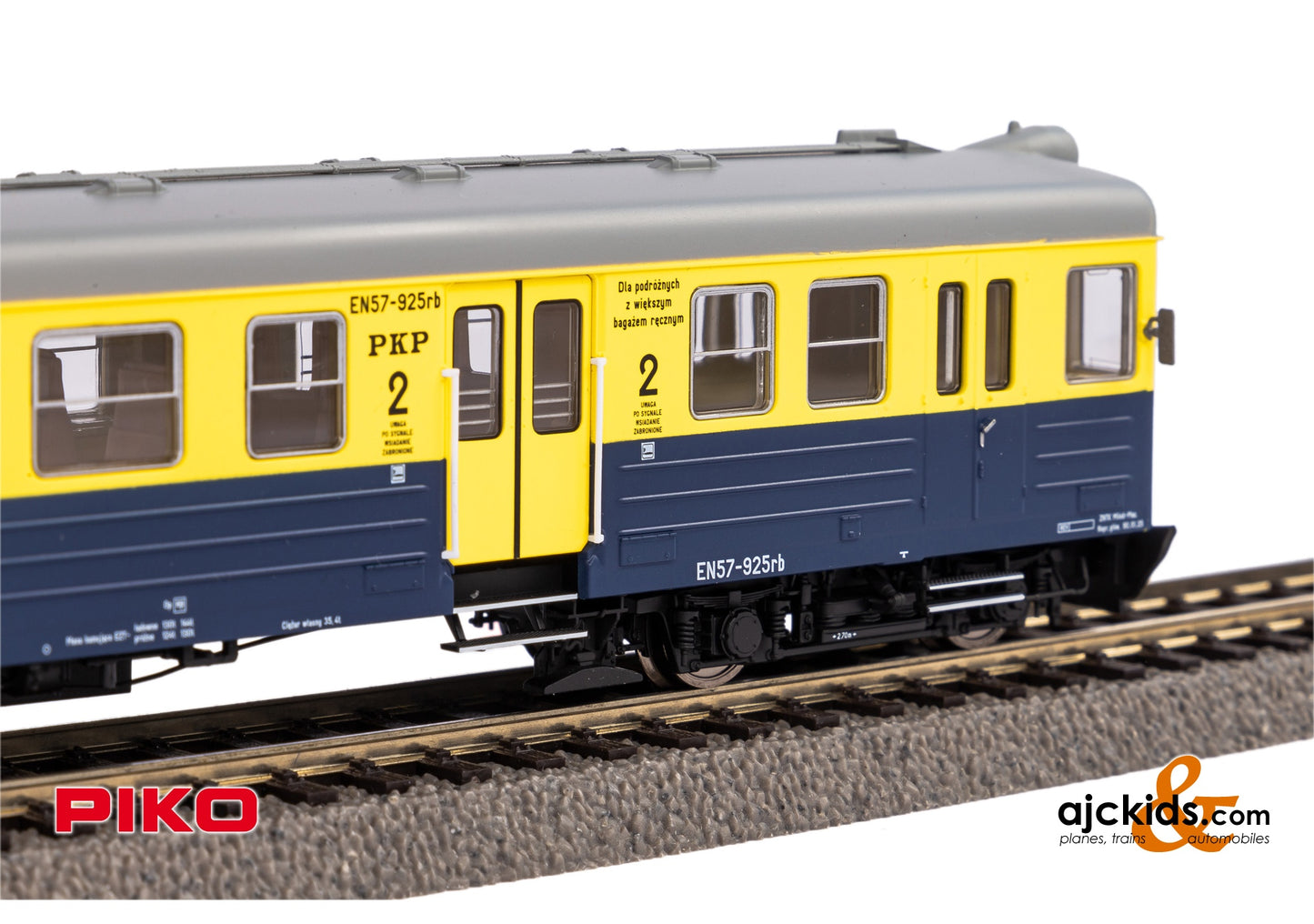 Piko 51452 - EN 57 Electric Locomotive Railcar PKP IV Sound