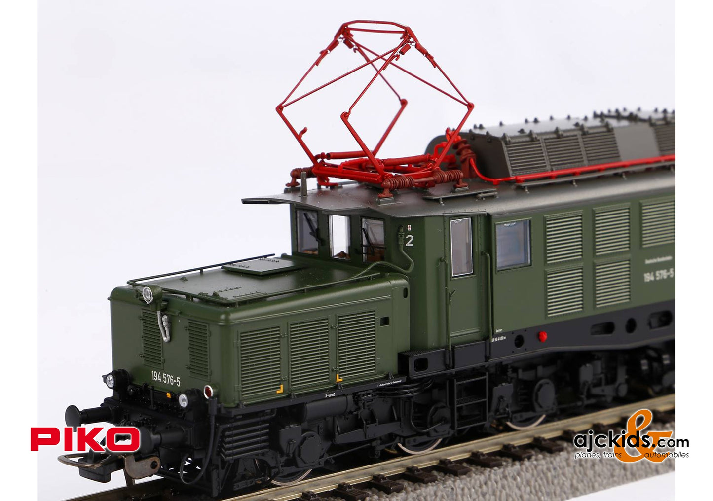 Piko 51471 - BR 194 Electric Locomotive DB IV