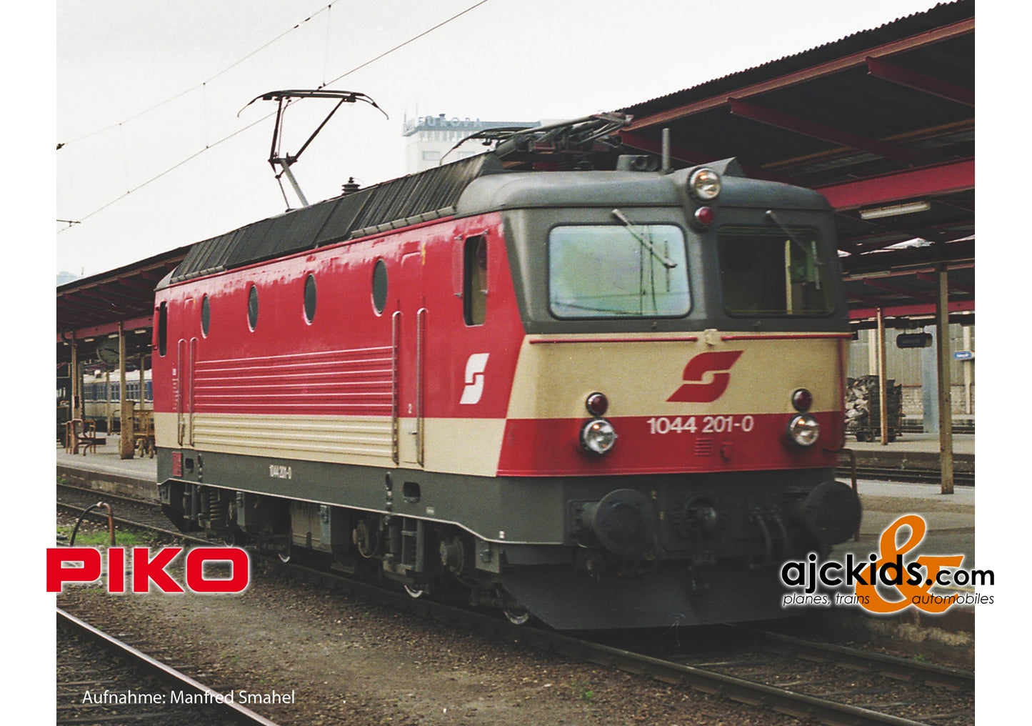 Piko 51621 - Rh 1044 Electric Locomotive ÖBB IV (AC 3-Rail)