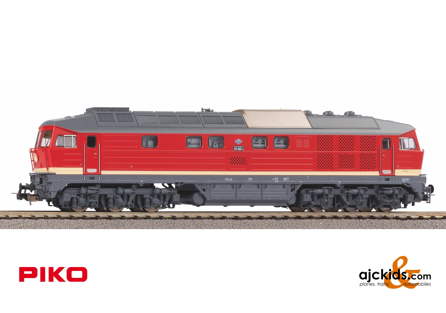 Piko 52910 - BR 132 Diesel Locomotive w/thin stripes DR IV