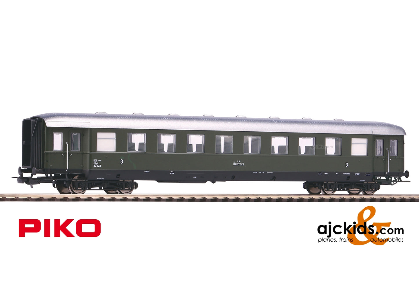 Piko 53280 - C4ipu 3rd class Skirted Passenger Car BBÖ Ep. III