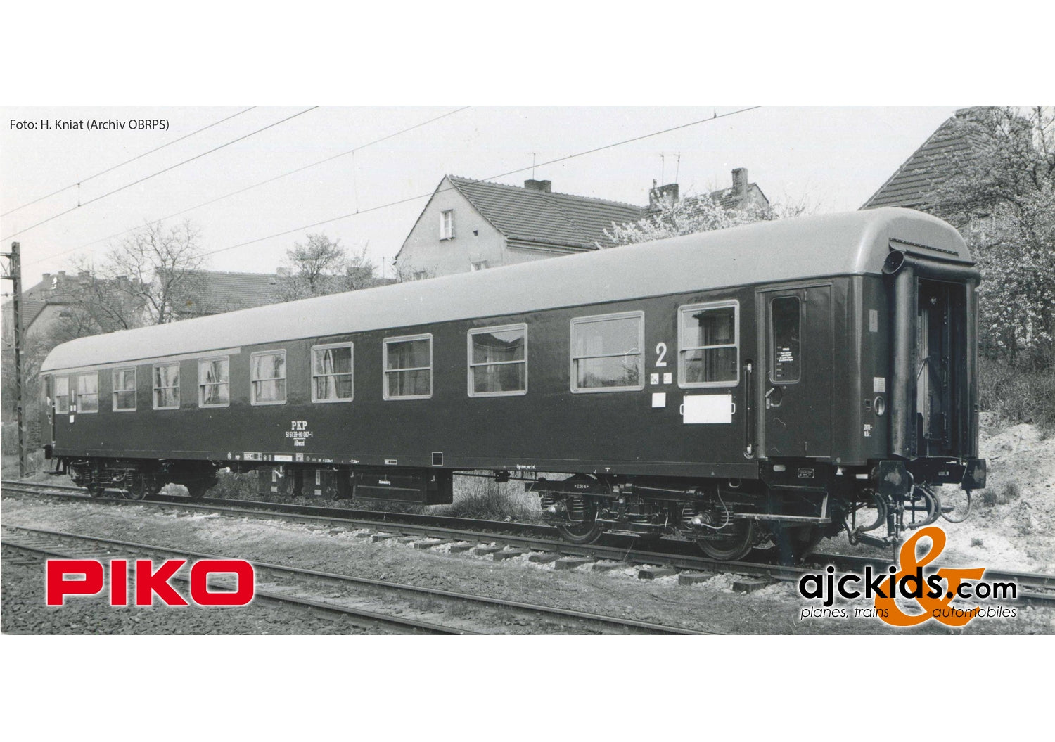 Piko 58391 - 2-Car Set Dining Cars 113AM PKP V & 104A PKP IV