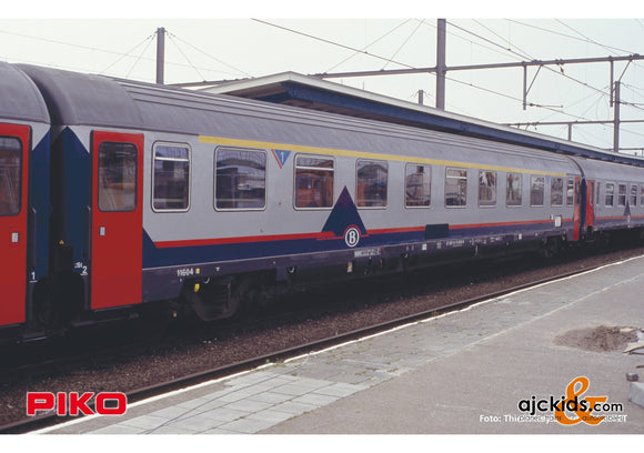 Piko 58541 - Eurofima 1st Cl. Passenger car SNCB V