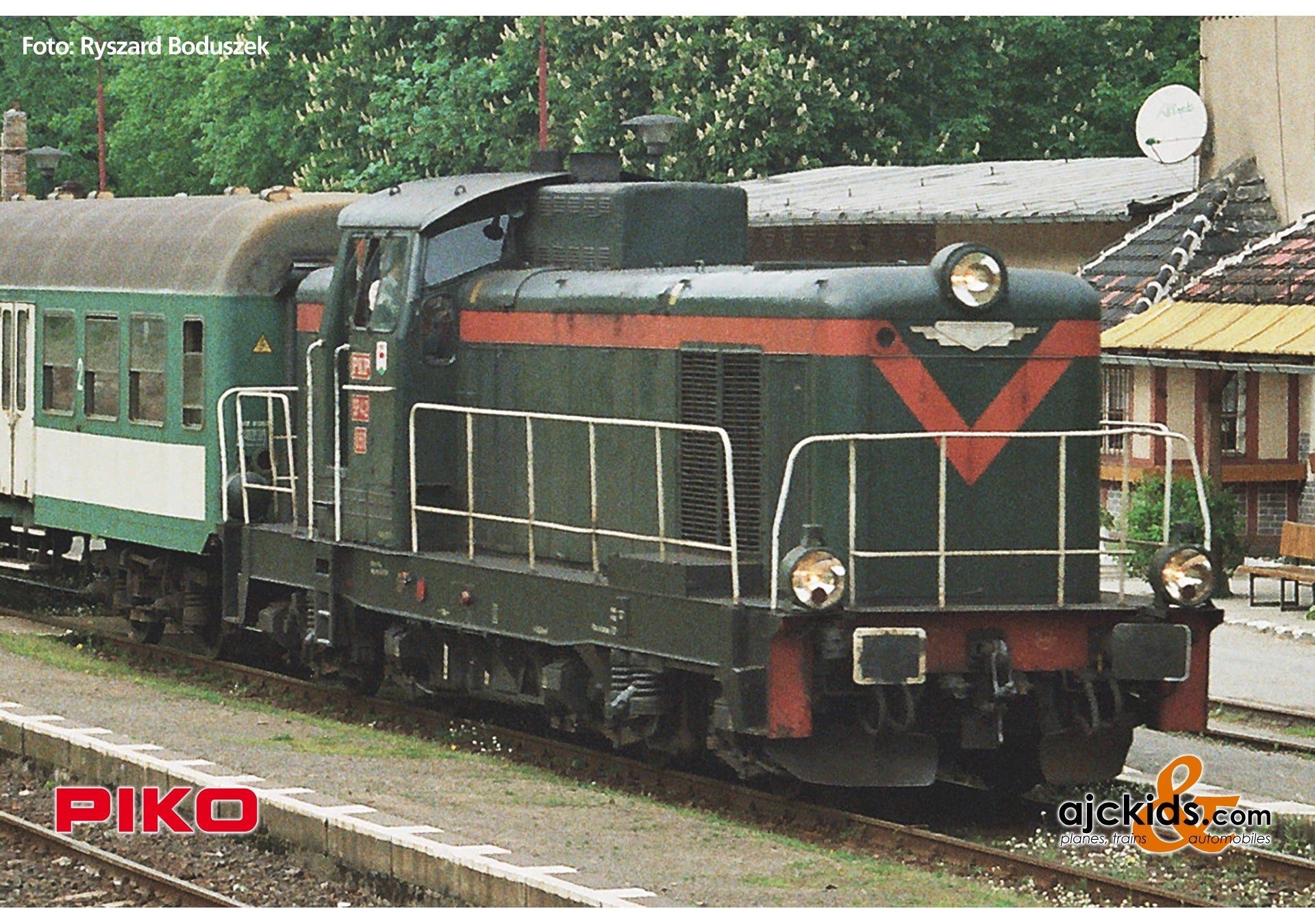 Piko 59274 - SM42 Diesel Locomotive PKP V