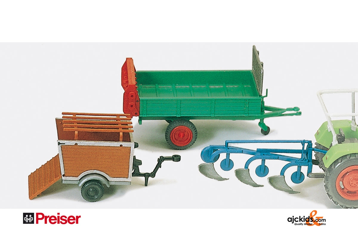 Preiser 17918 Manure spreader/plowith trlr