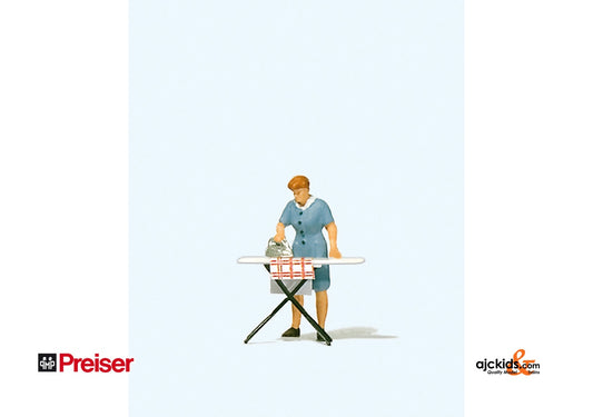 Preiser 28154 - Woman Ironing