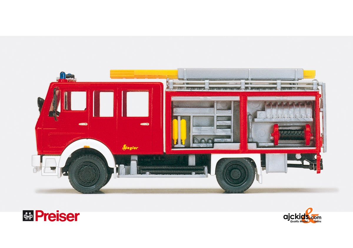 Preiser 31128 - LF16-2 Fire Pumper Kit