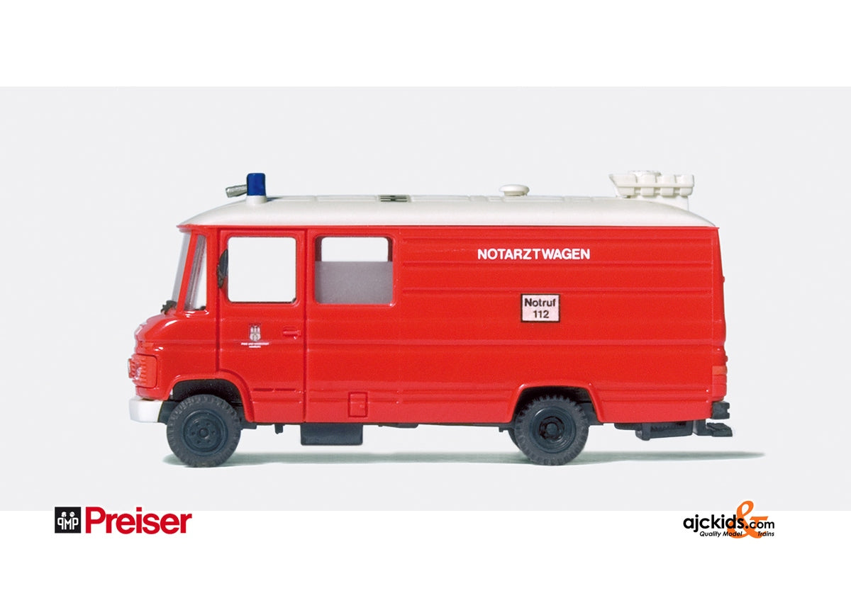 Preiser 35028 - MB L 613 D Ambulance