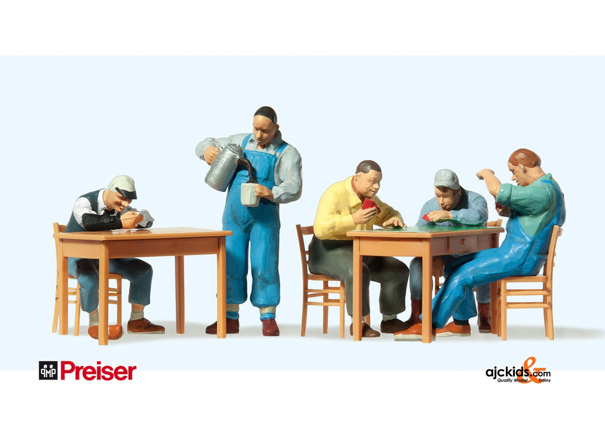 Preiser 65357 - US RR Persnl on Break 5/