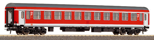 Roco 45519 Passenger Coach 2.Class