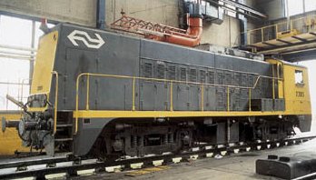 Roco 63456 Diesel Locomotive 2305