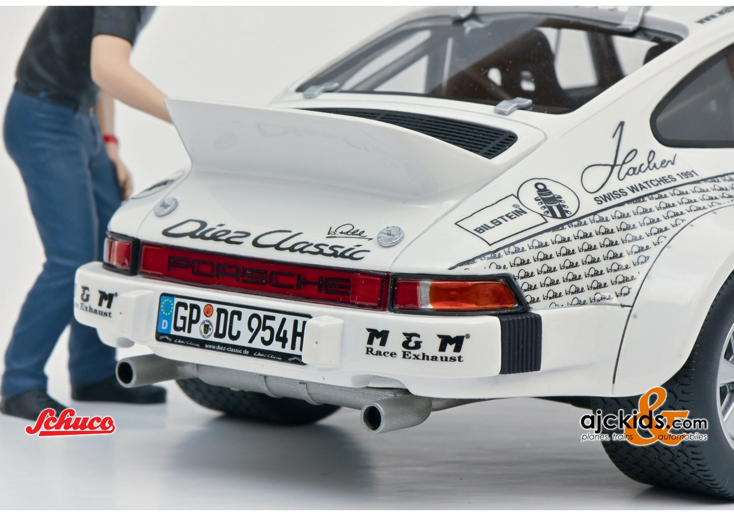 Schuco 450024900 - Porsche 911 RÖHRL x911 1:18