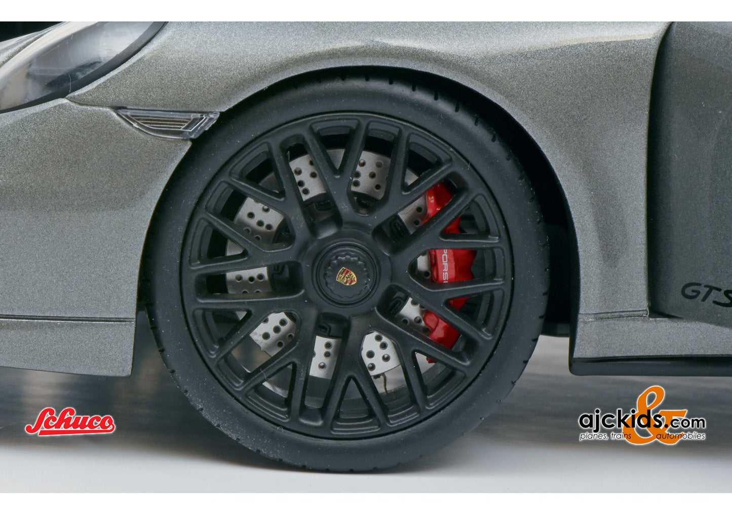 Schuco 450039600 - Porsche 911 GTS grey 1:18