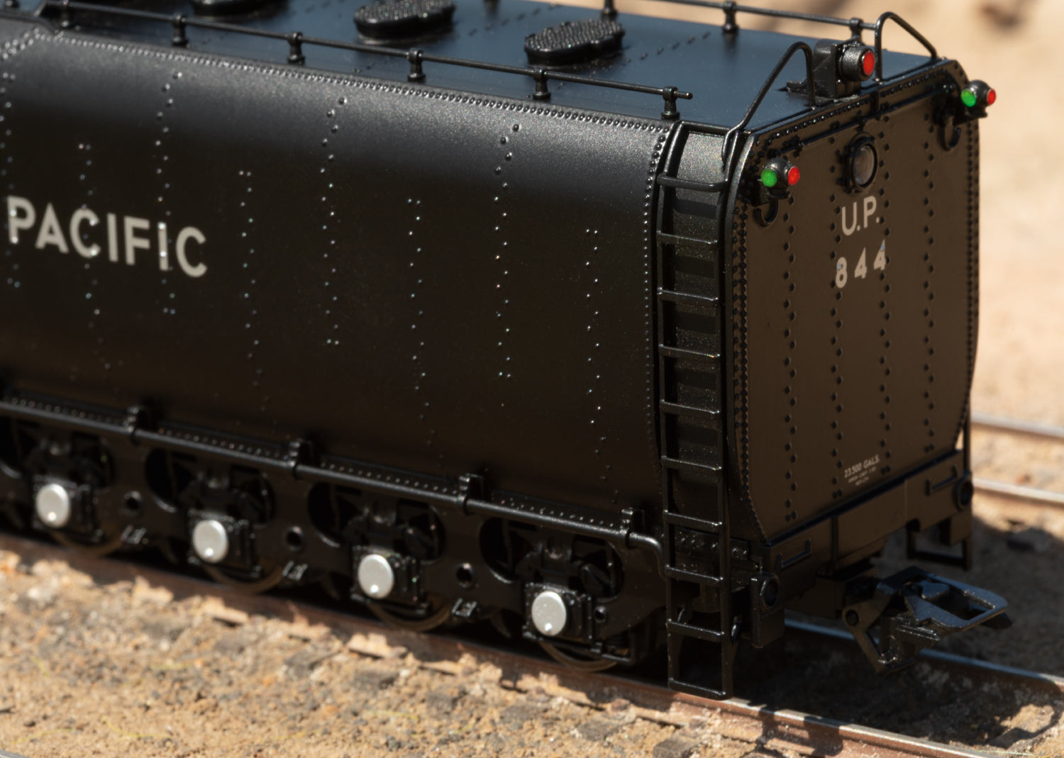 Trix 25984 Class 800 Steam Locomotive Union Pacific – Ajckids