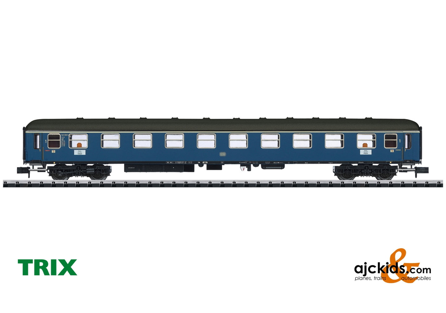 Trix 18401 - Type A4üm-63 Express Train Passenger Car