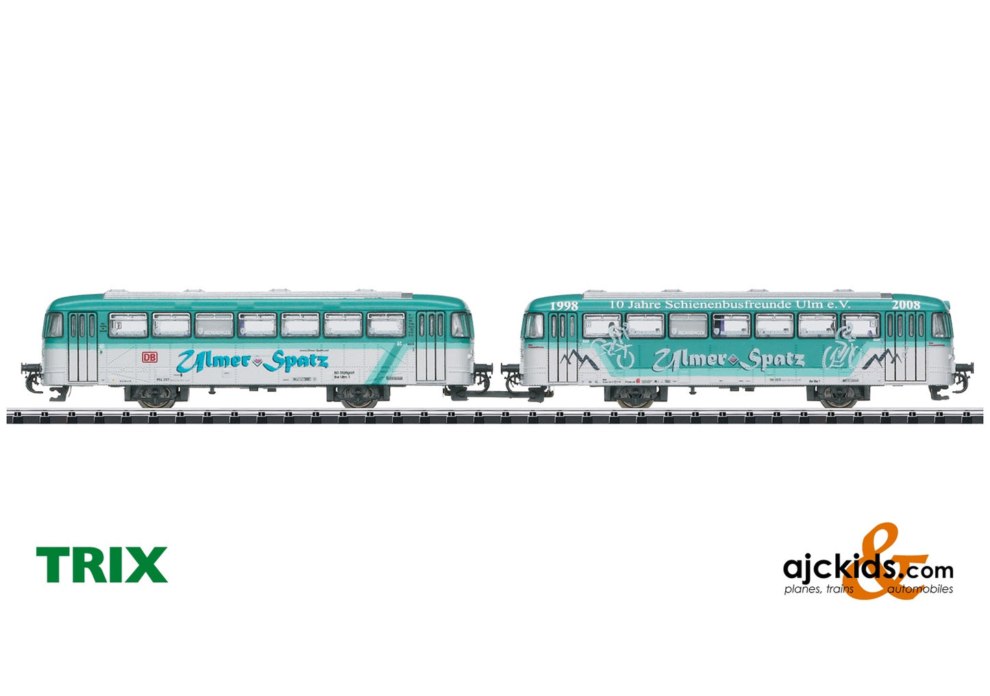 Trix 18903 - Class VB 996 and VB 998 Trailer Car Set