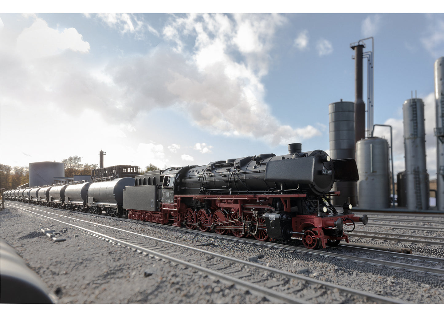 Trix 22980 - Class 44 Steam Locomotive (Sound)