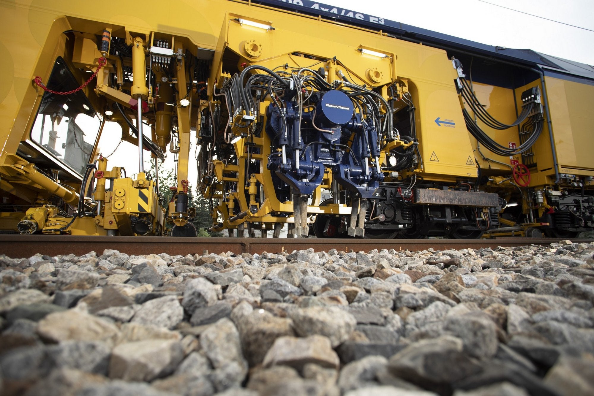 Marklin 39935 Unimat 09-4x4/4S E3 Ballast Tamping Machine – Ajckids