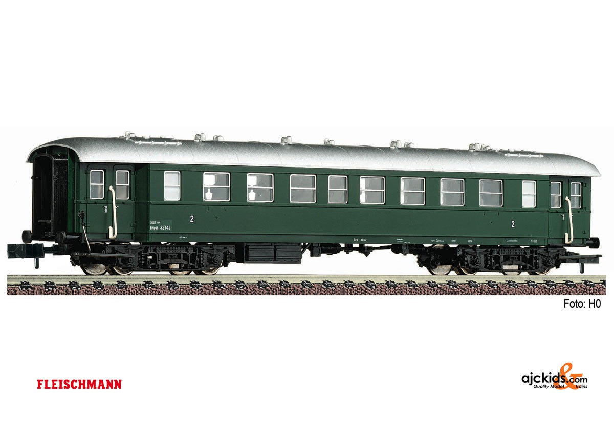 Fleischmann 867711 - 2nd class fast train coach ÖBB