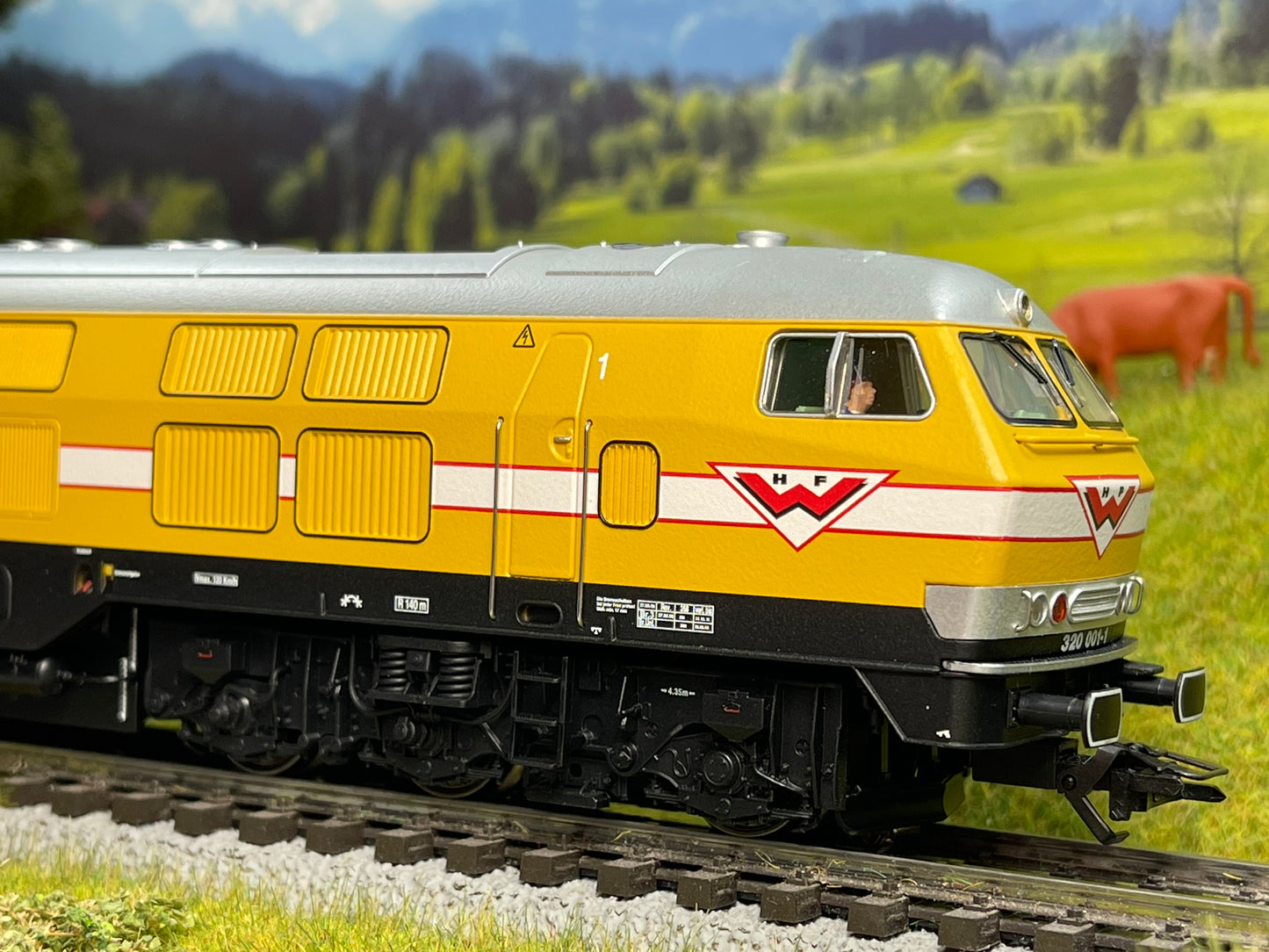 Marklin 39321 - Class V 320 Diesel Locomotive "Wiebe"