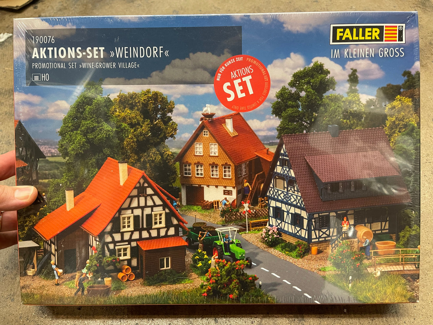 Faller 190076 - Promotional Set Wine-grower village