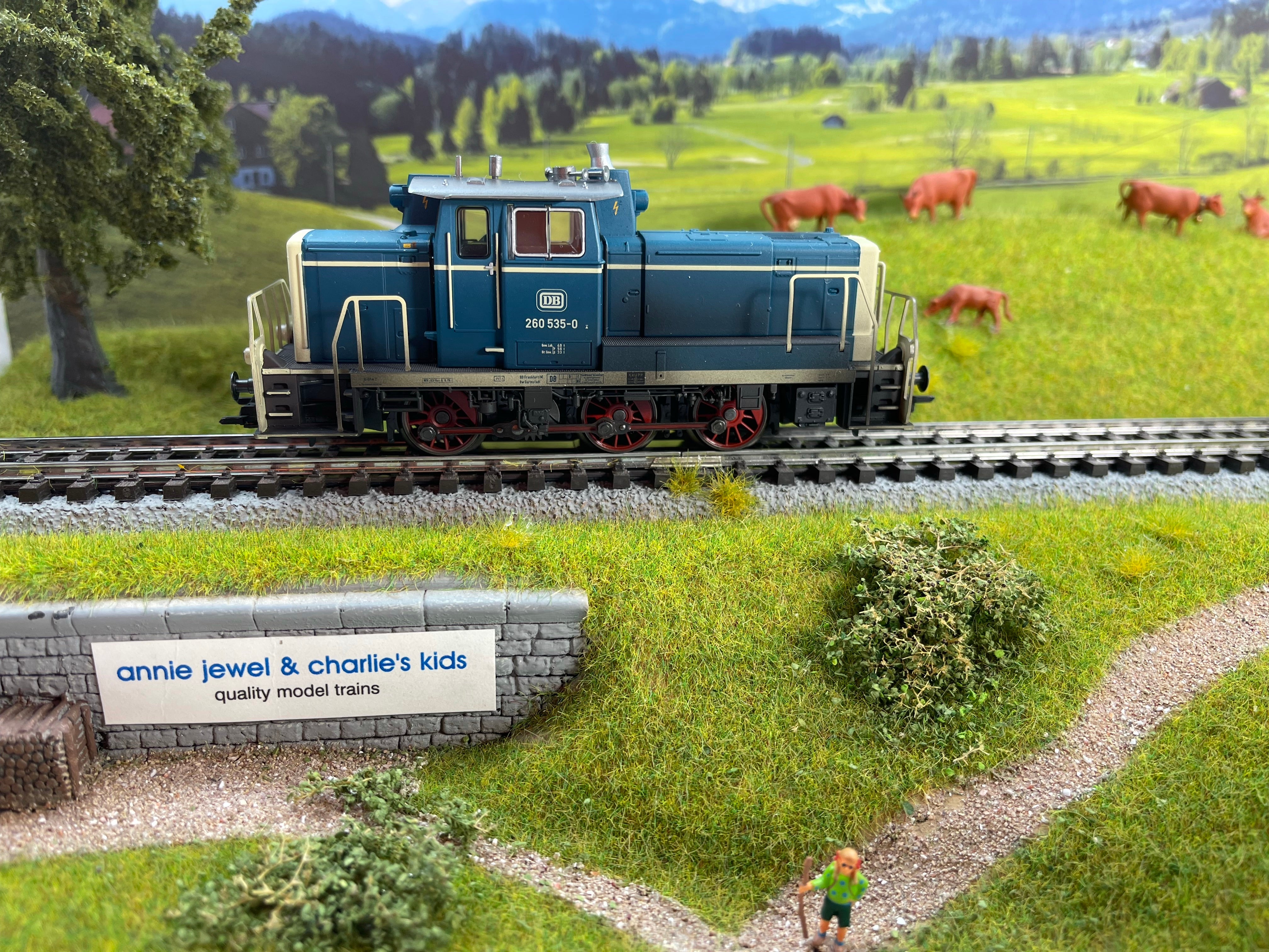 Marklin 39690 Class 260 Diesel Locomotive (Telex) – Ajckids