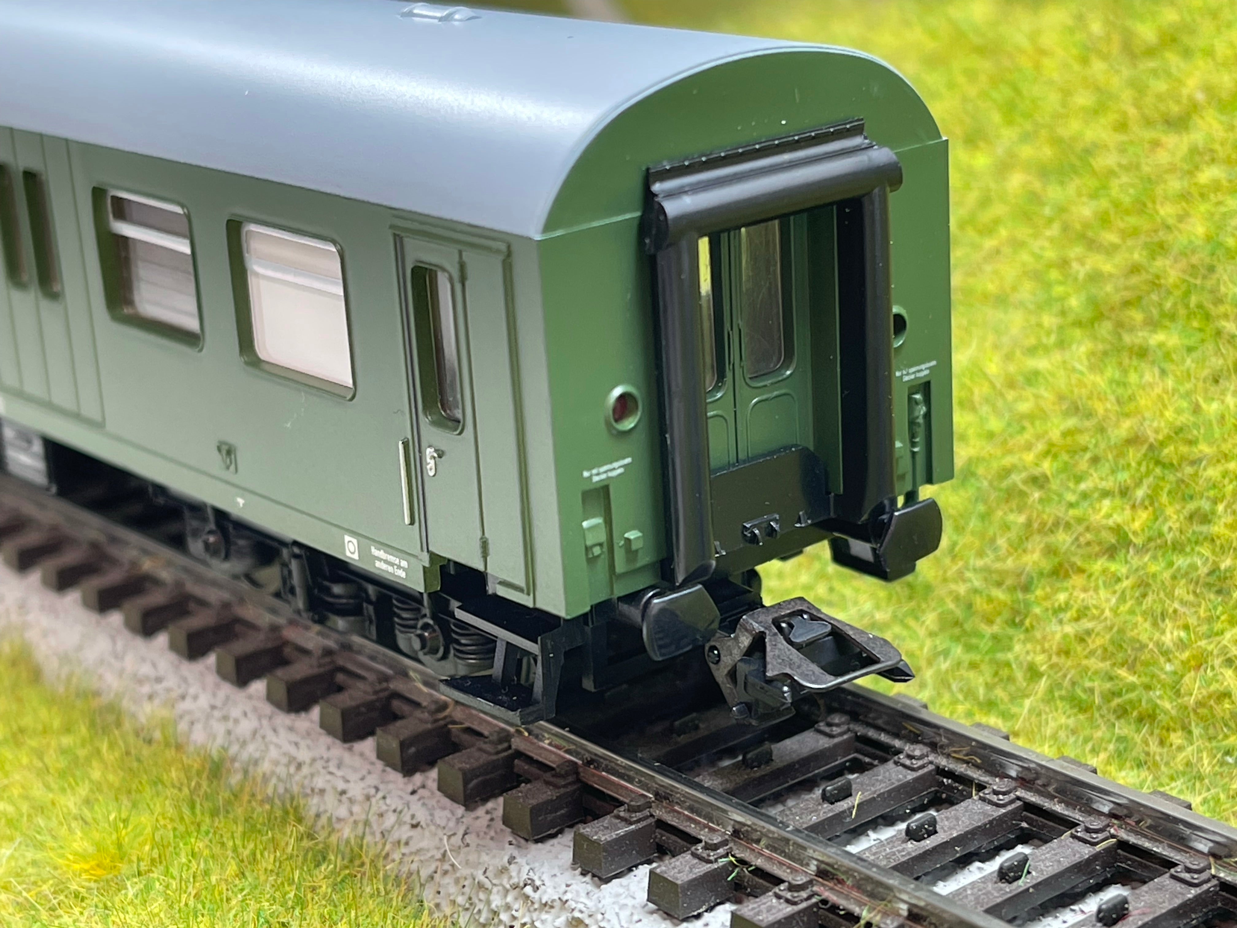 Marklin 42982 GDR German State Railroad Passenger Car Set – Ajckids