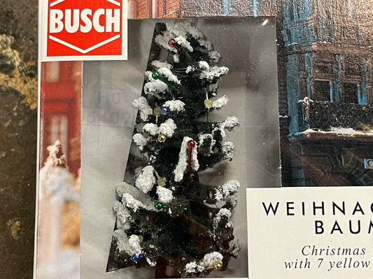 Busch 5411 - Lighted Christmas Tree