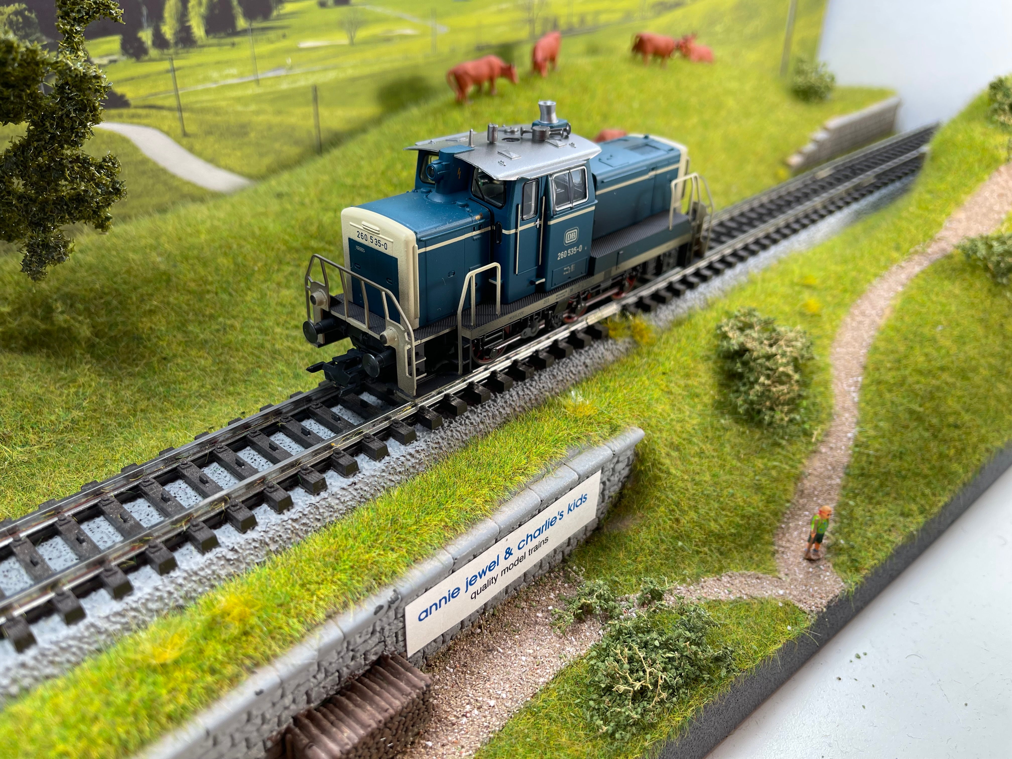 Marklin 39690 Class 260 Diesel Locomotive (Telex) – Ajckids