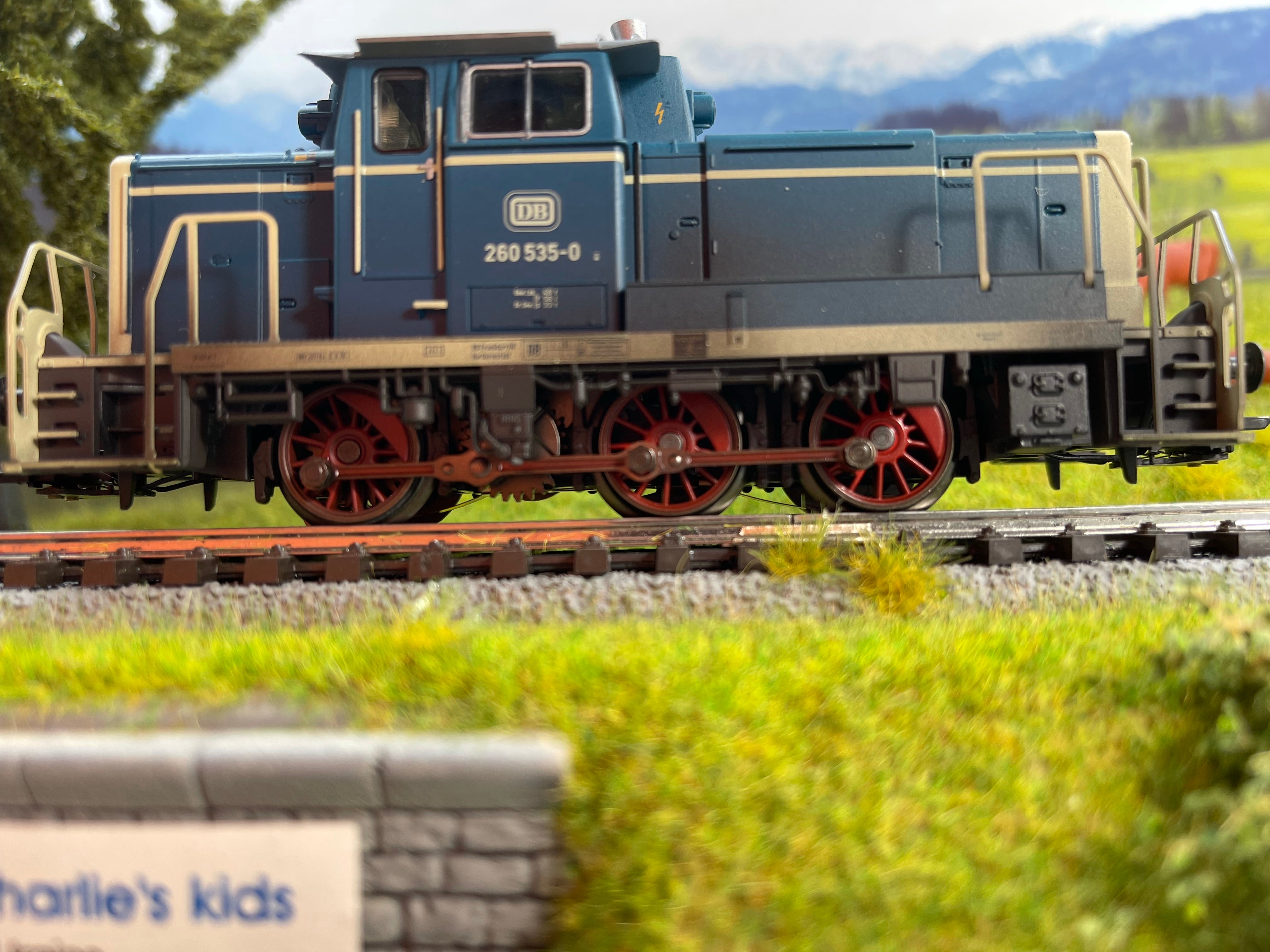 Marklin 39690 Class 260 Diesel Locomotive (Telex) – Ajckids