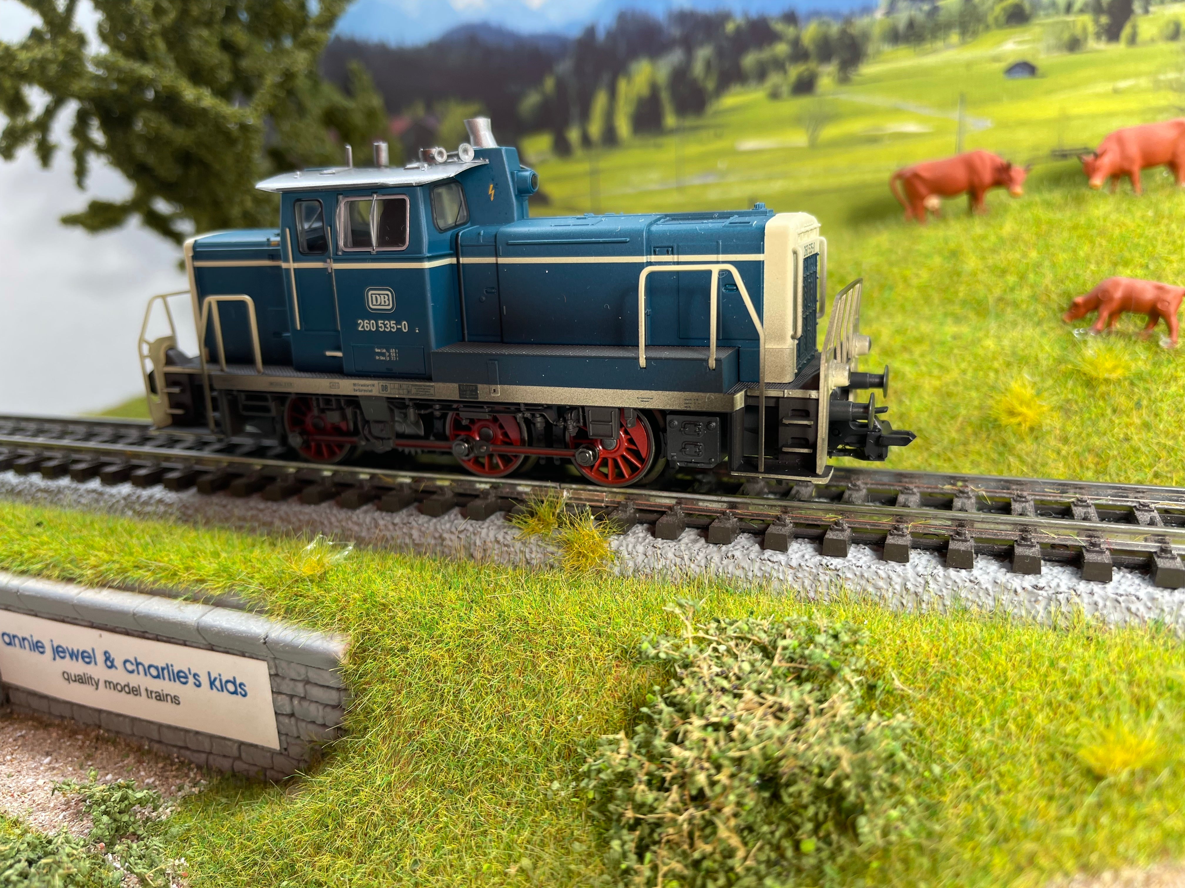 Marklin 39690 Class 260 Diesel Locomotive (Telex) – Ajckids