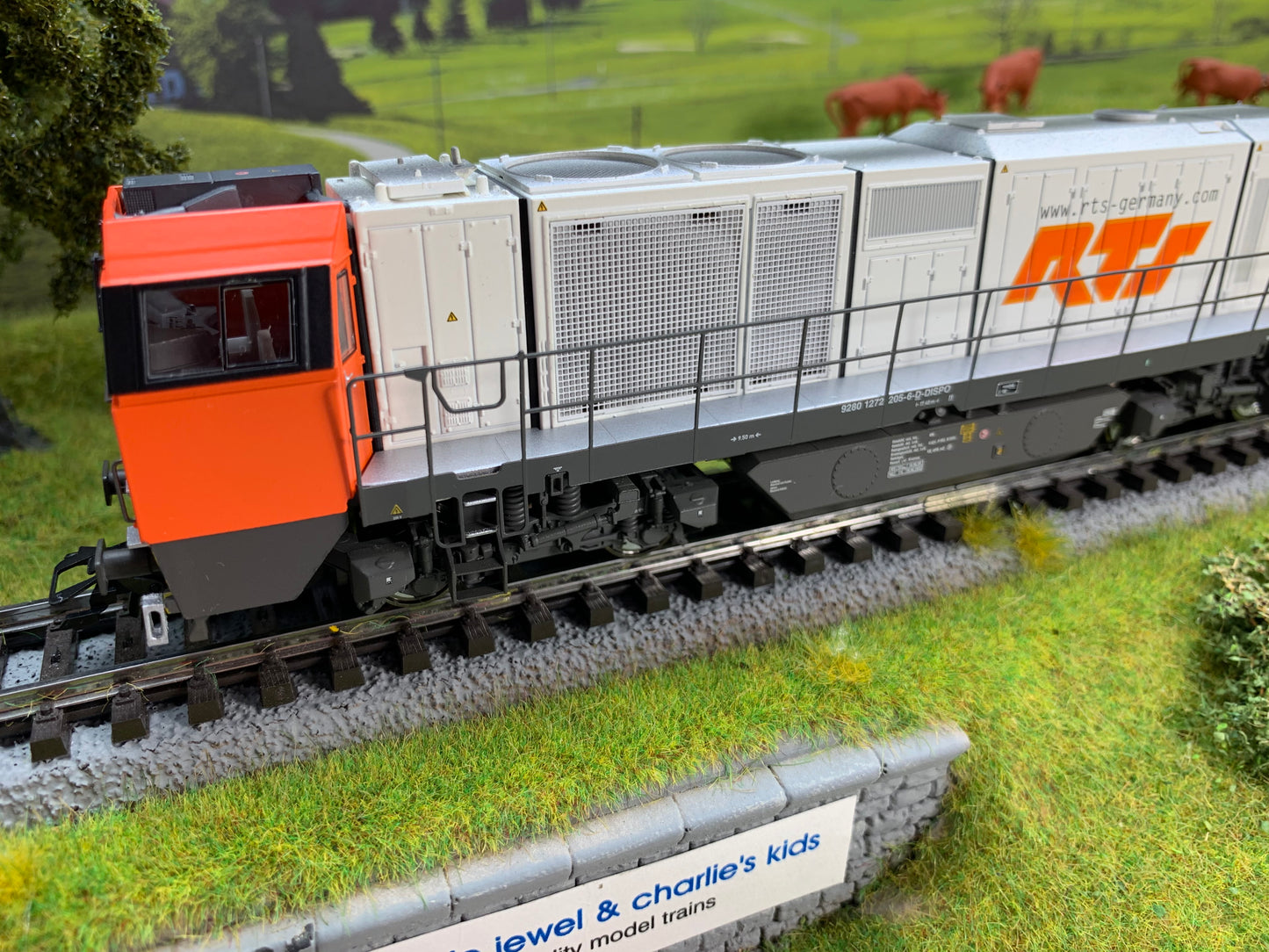 Trix 22924 - Class G 2000 BB Vossloh Diesel Locomotive