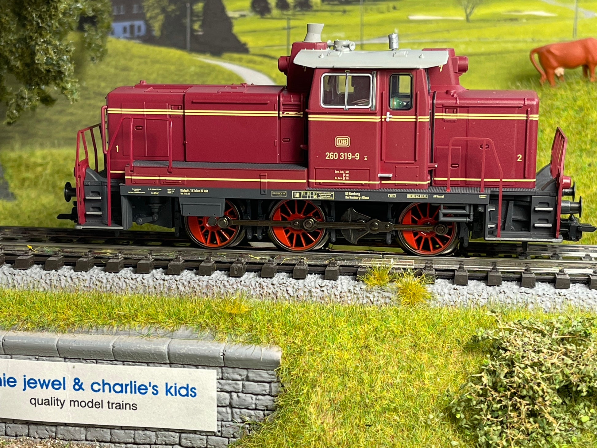 Locomotive électrique série BB 26000, SNCF - DCC SON - francis miniatures Locomotive électrique série BB 26000, SNCF - DCC SON - francis miniatures