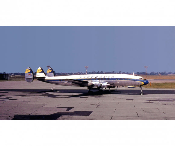 Schuco 403552000 - Lockheed L1049G Lufthansa 1:72