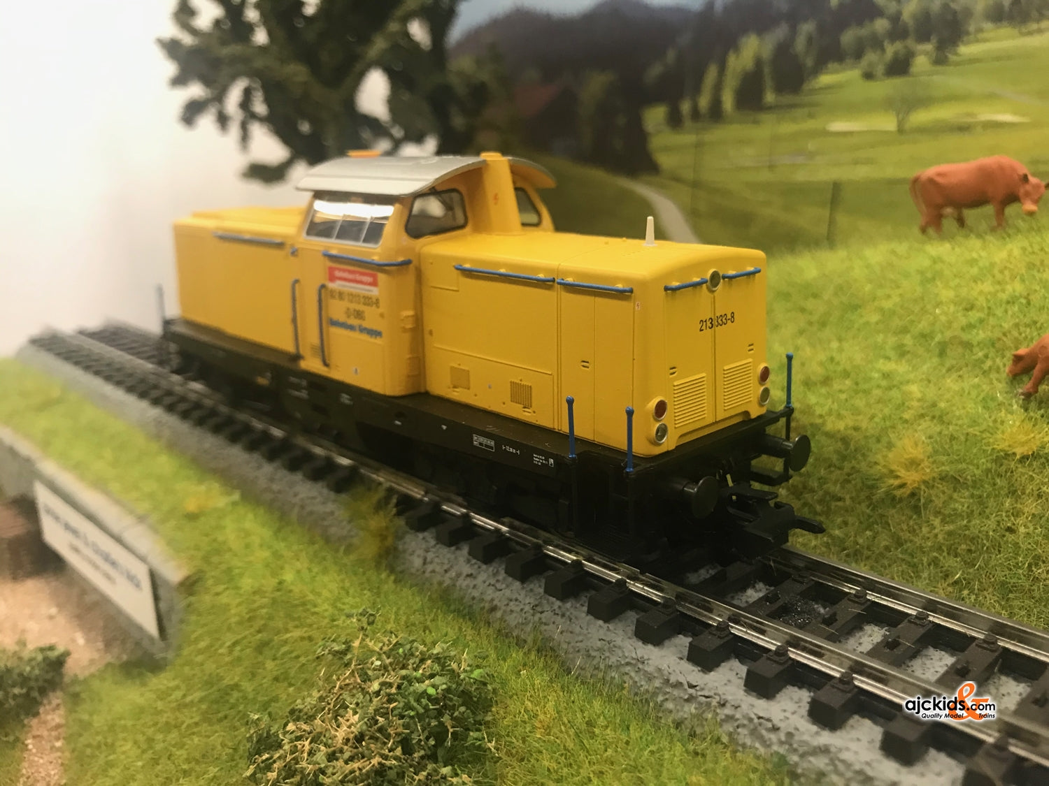 Marklin 39213 - Class 213 Diesel Locomotive (Telex) at Ajckids.com