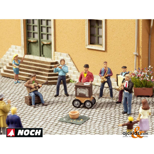 Noch 12820 - Street Musicians with Sound