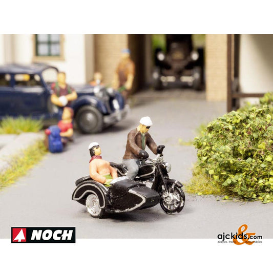 Noch 15912 - BMW R60 with Sidecar/Riders